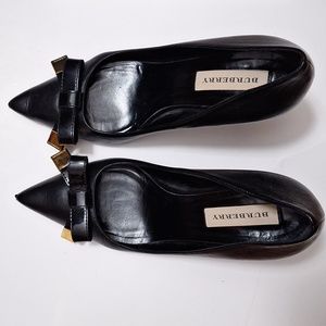 Burberry leather heels with bow